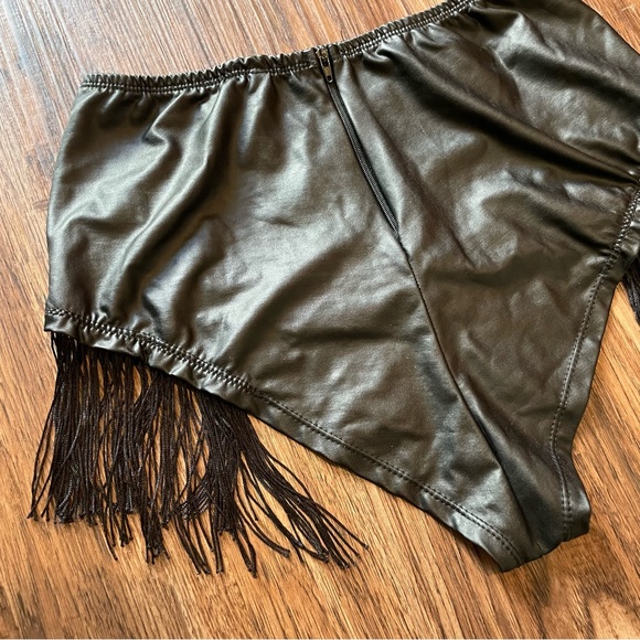 Body Rage Black Faux Leather Fringe Bikini Cut Bottoms Shorts Sz Large - Picture 8 of 8